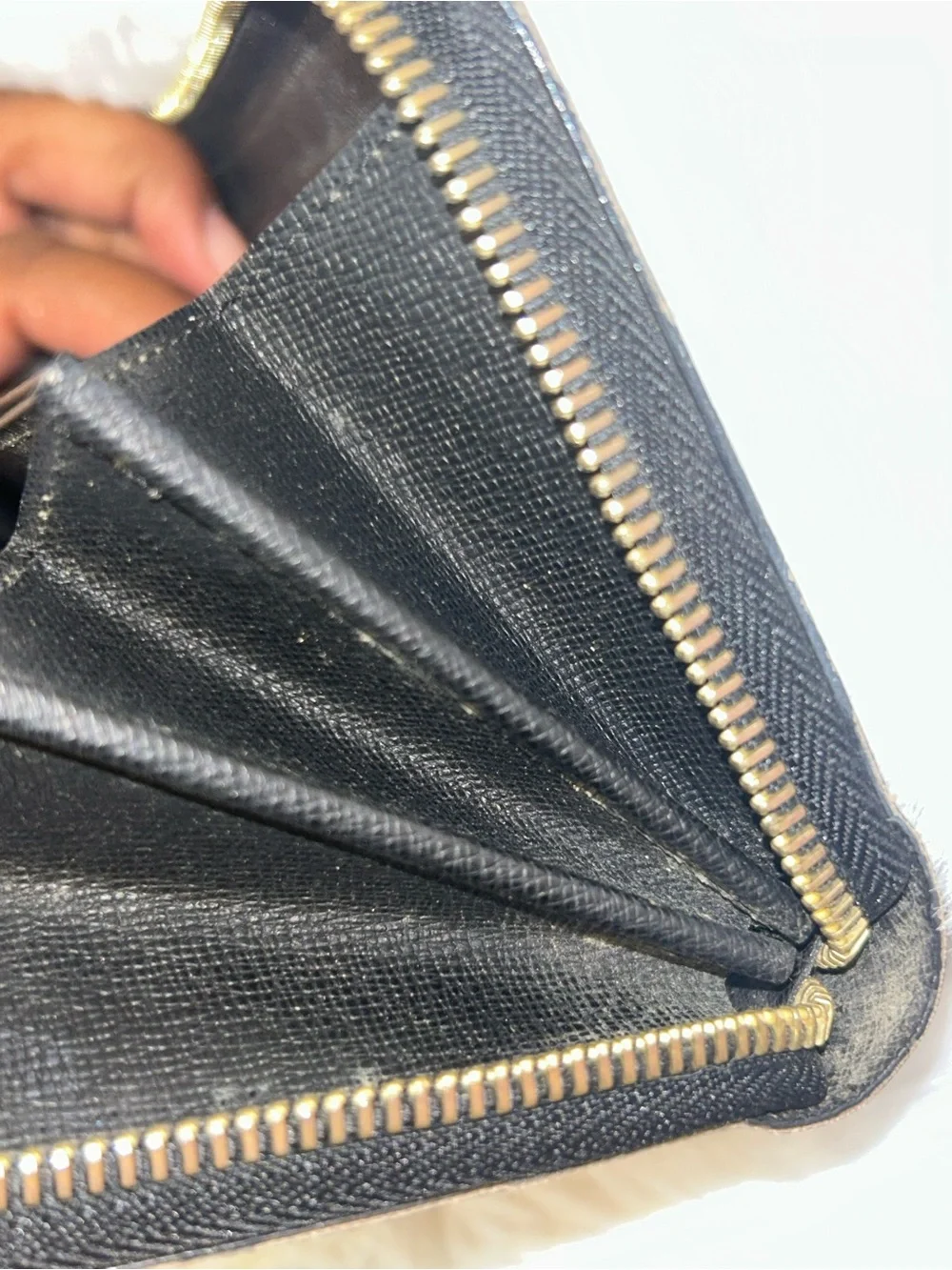 Louis Vuitton Damier Paillettes Zippy Wallet- LIMITED EDITION